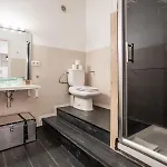44poc1062 - Newly Decorated In Poble Sec