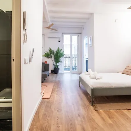 44poc1062 - Newly Decorated In Poble Sec Appartement *
