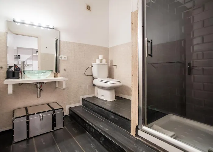 44poc1062 - Newly Decorated In Poble Sec Apartment Barcelona