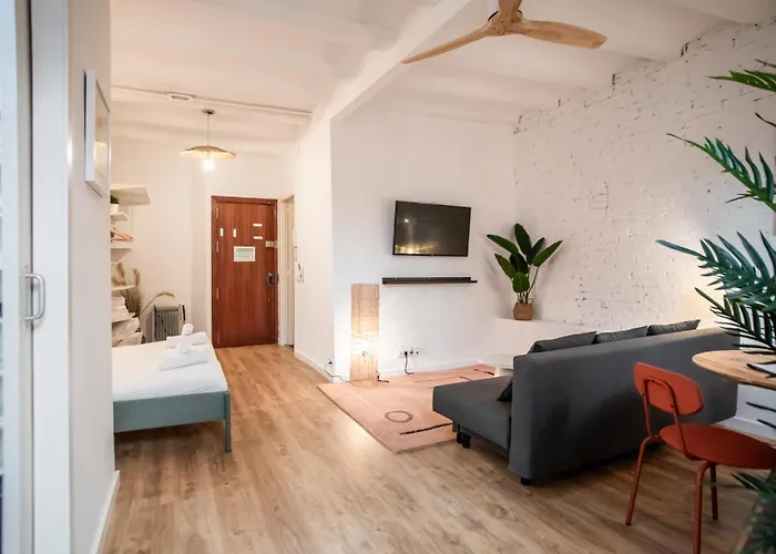 Apartment 44poc1062 - Newly Decorated In Poble Sec Barcelona