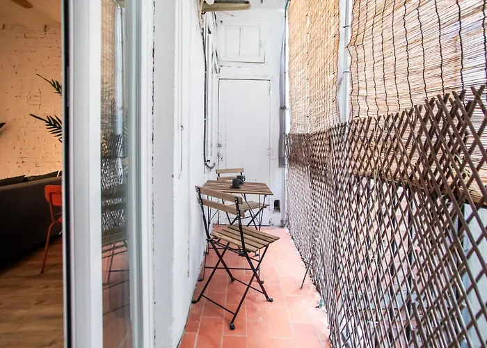 44poc1062 - Newly Decorated In Poble Sec